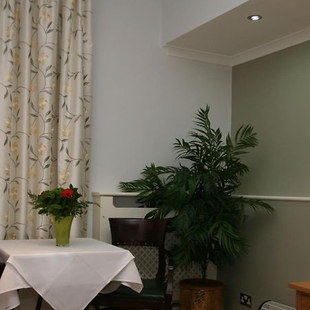 Tamasha Hotel Bromley Esterno foto